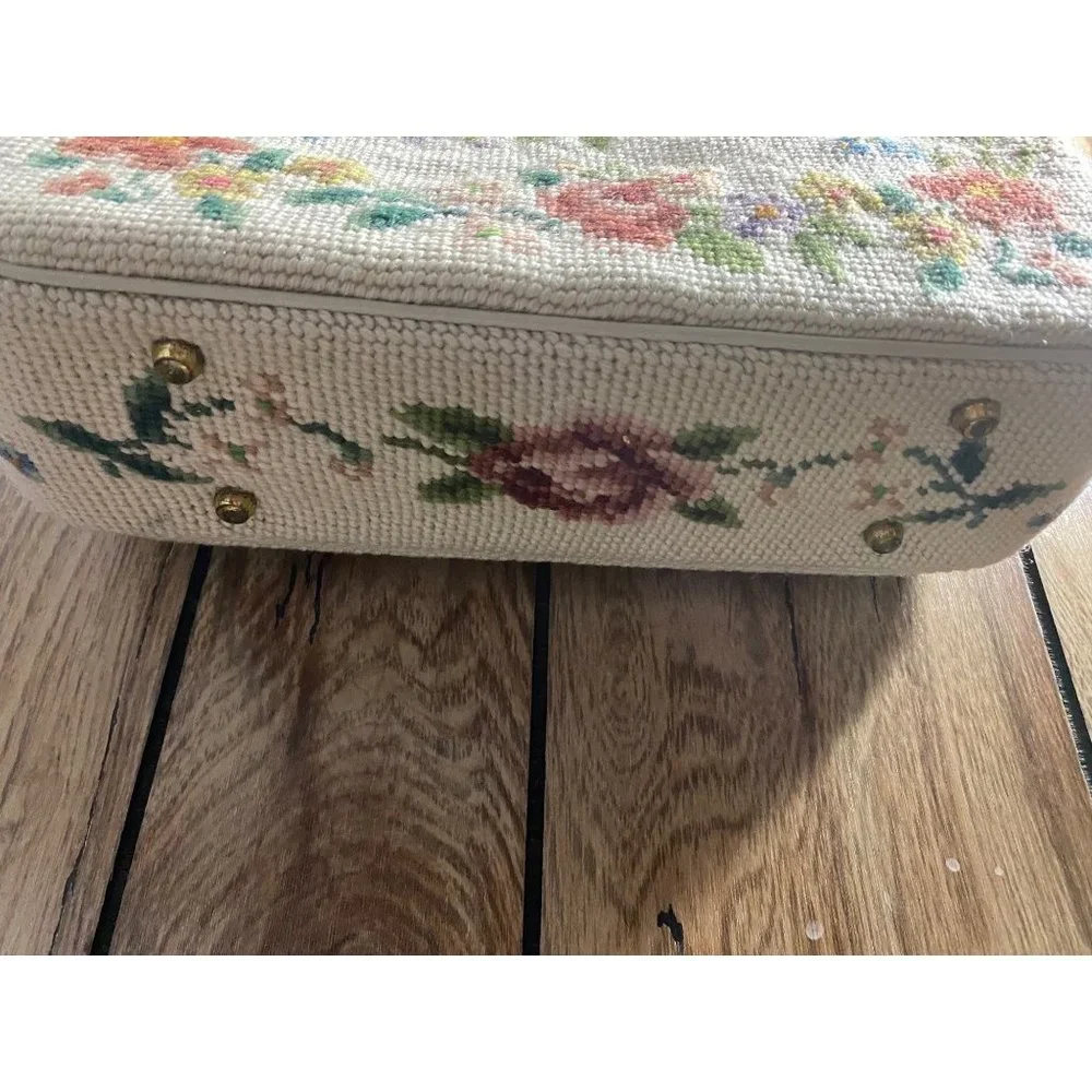 Medium Size Floral Petit Point Women Handbag - Picture 14 of 16